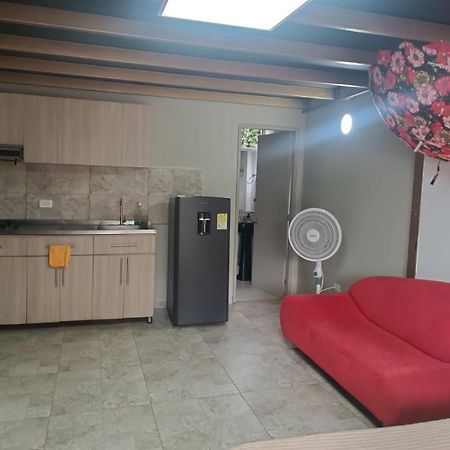Akuarela Apartamentos Campestres Ibagué Exterior foto